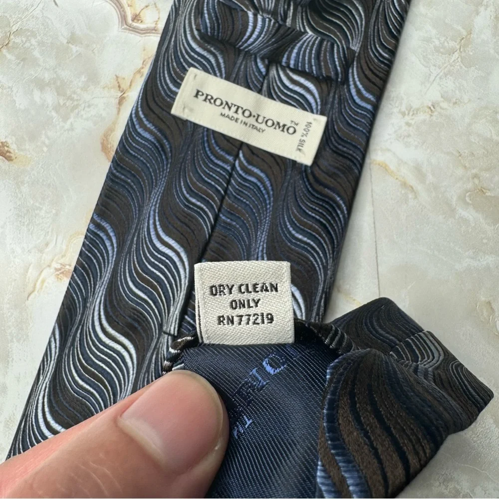 Pronto Uomo 100% Silk Men's Tie 3 3/4